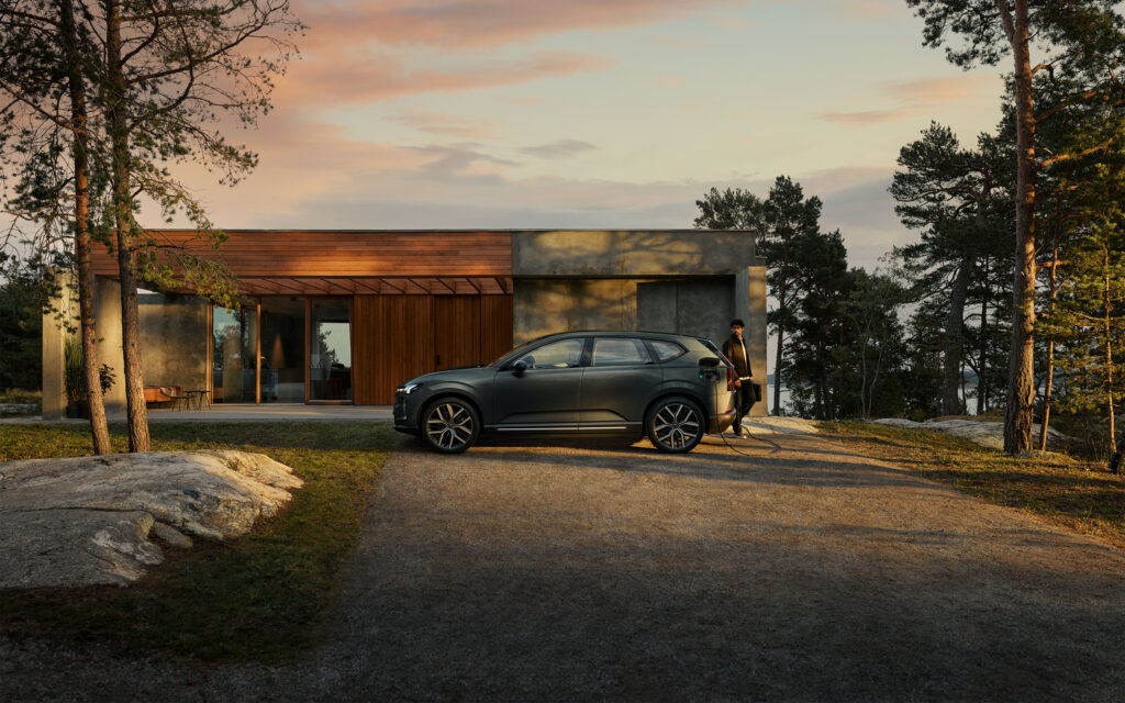 Volvo EX60